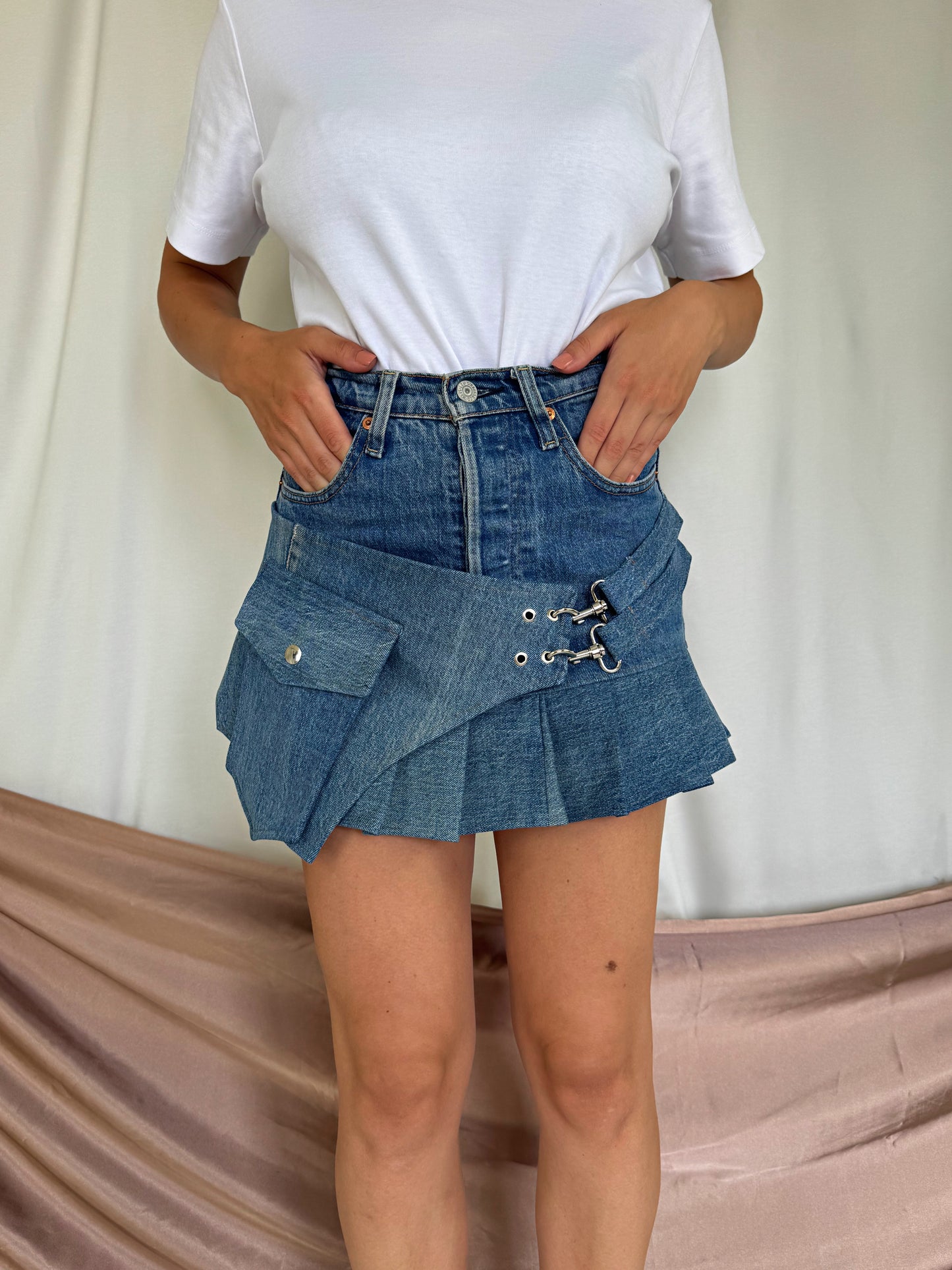 Fusta denim LEVI'S mini (XS- S)