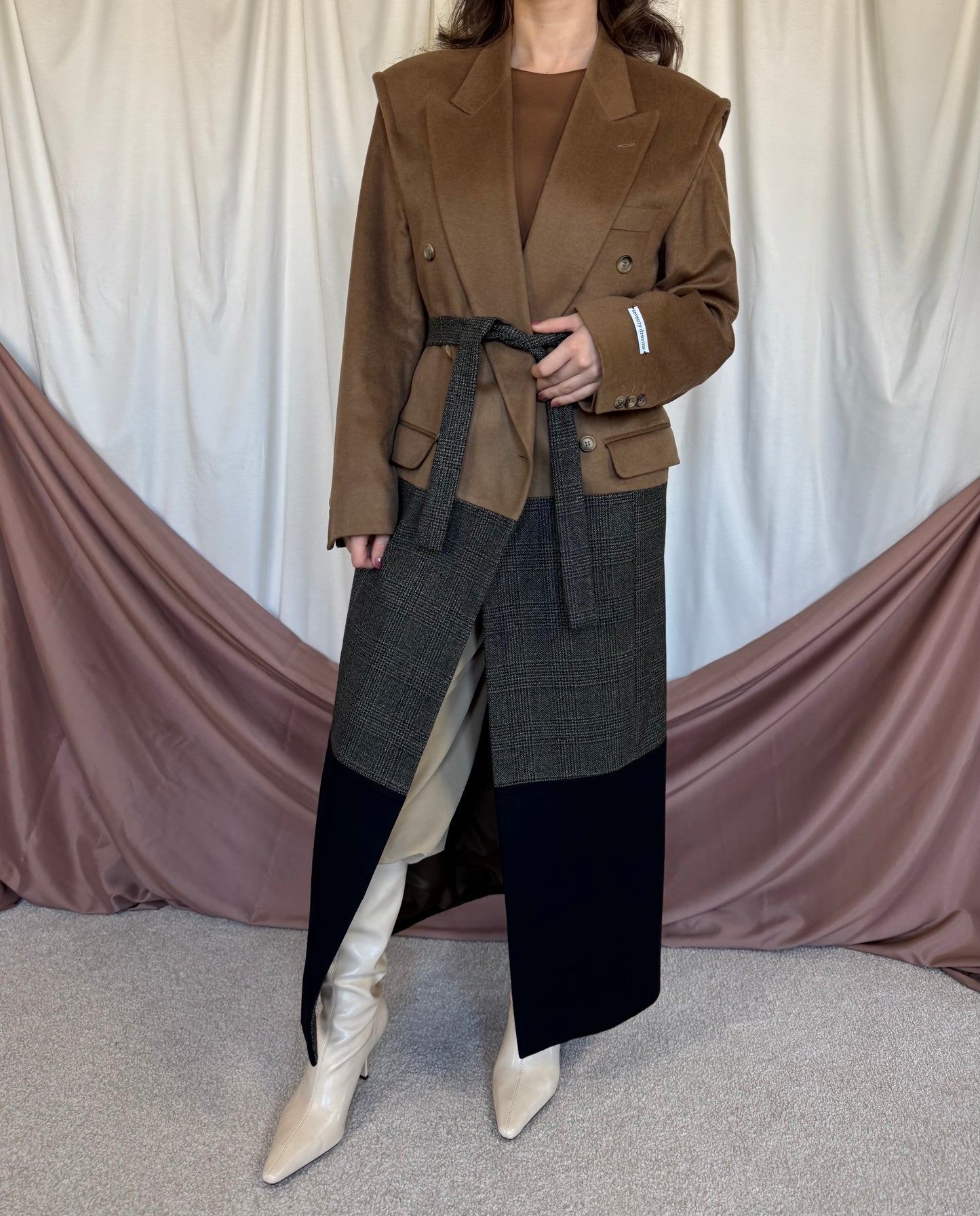 PALTON SEVENTY DREAMS DIN LANA SI CASMIR cu cordon