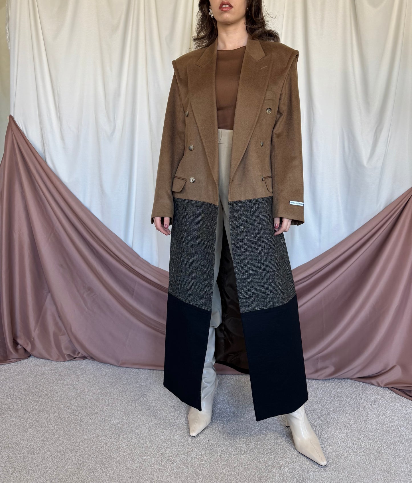 PALTON SEVENTY DREAMS DIN LANA SI CASMIR cu cordon