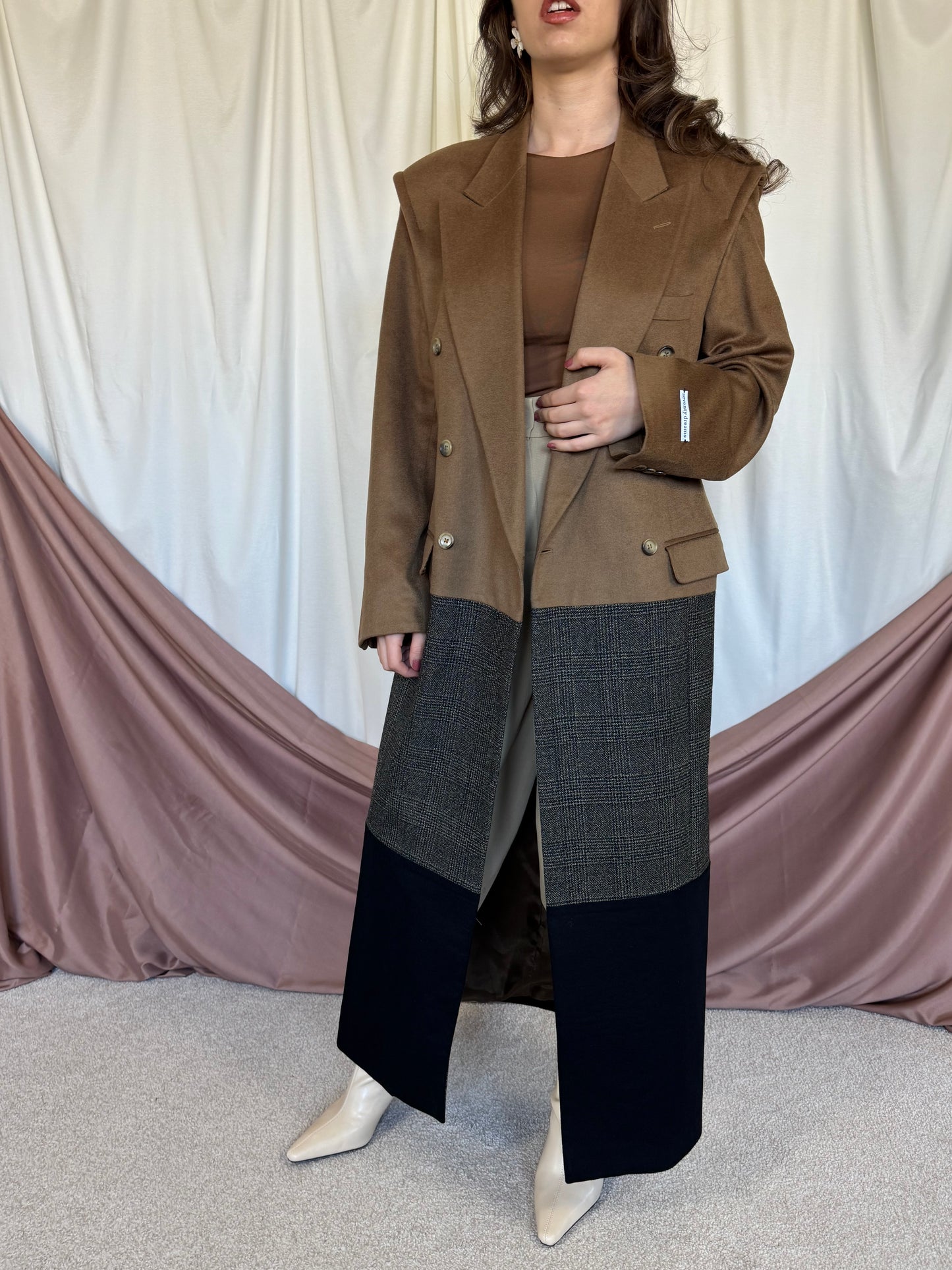 PALTON SEVENTY DREAMS DIN LANA SI CASMIR cu cordon