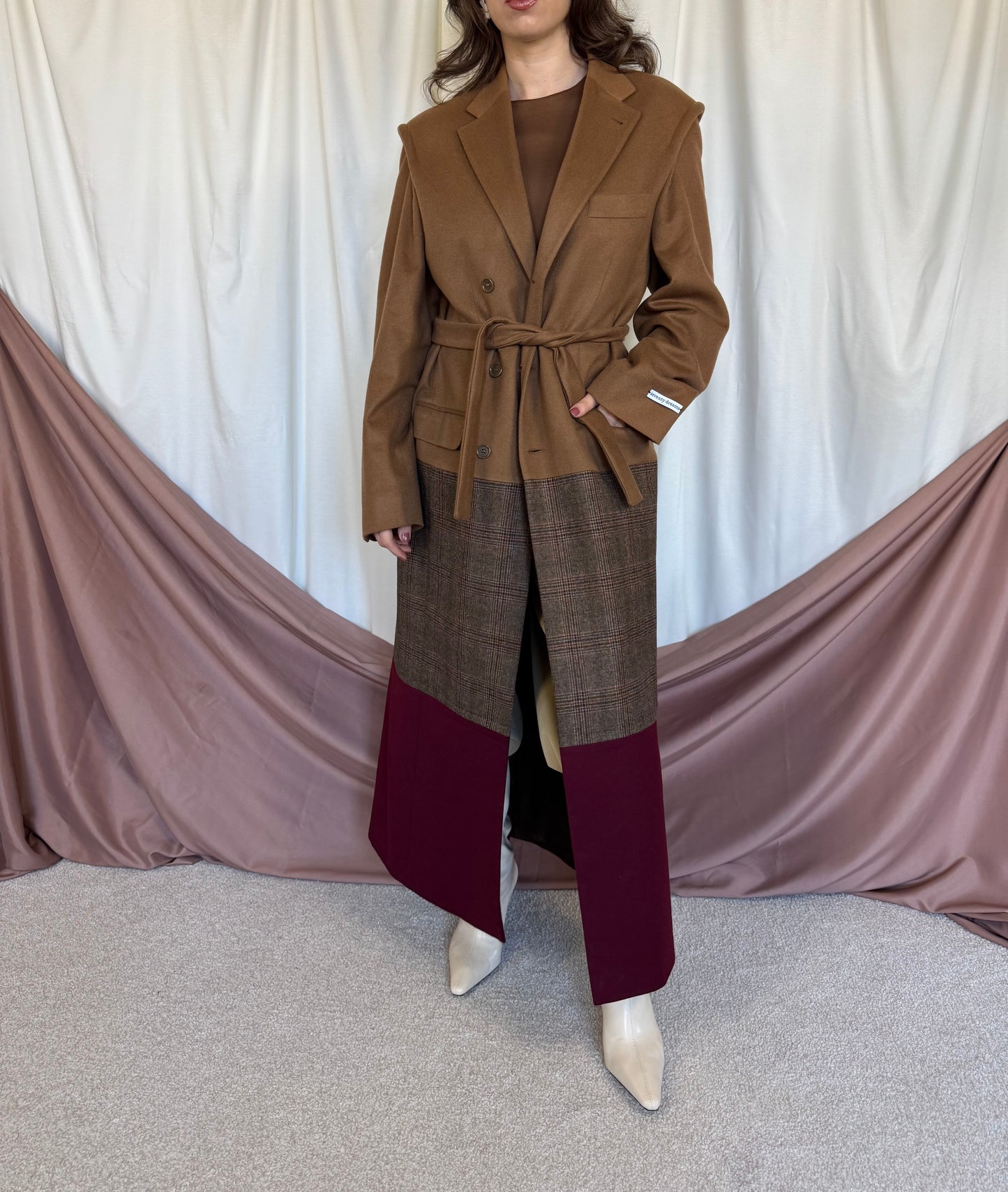 PALTON SEVENTY DREAMS DIN LANA SI CASMIR cu cordon