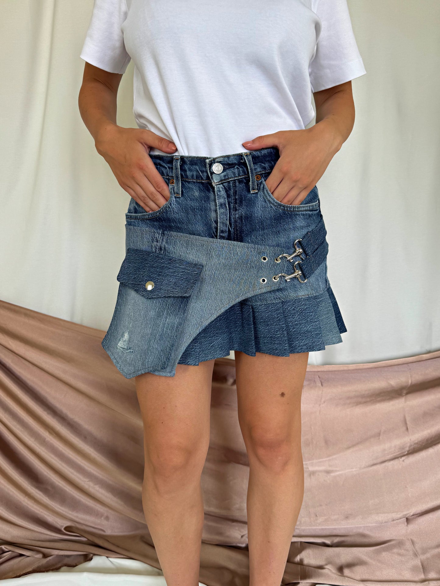 Fusta denim LEVI'S mini ( M )